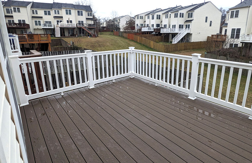 Commercial townhome with composite deck